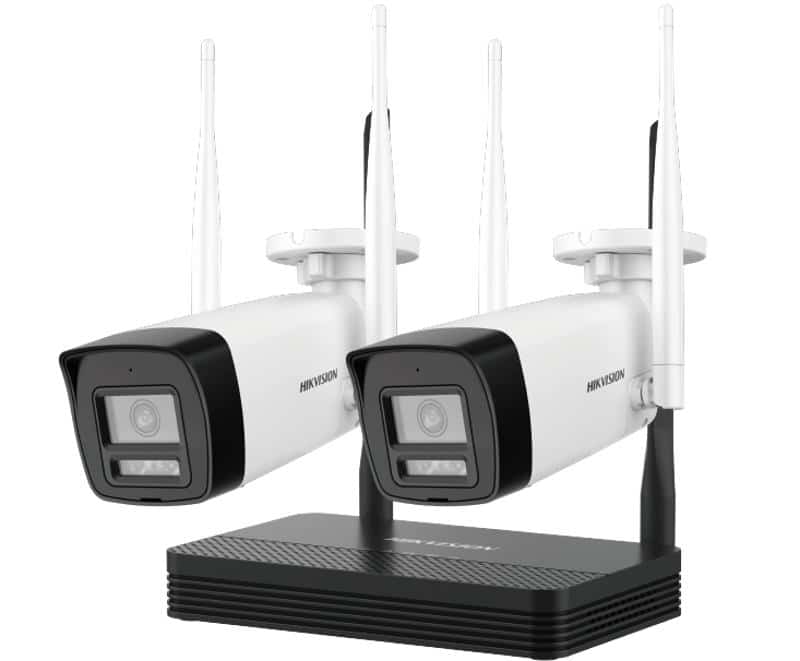 双筒机 Hikvision Wi-Fi-6-Überwachungsset 4 MP – 2 Funk-Bullet-Kameras + 4-Kanal-NVS-Rekorder (128-GB-Karte gratis) | Plug & Play ohne Videokabel (NKS424W0H) – Bild 1