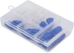 RJ45-Stecker und Knickschutz-Tüllen in Sortierbox